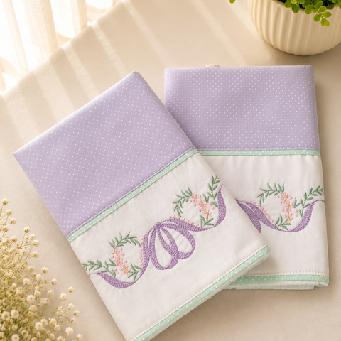 Fralda Boca Bordado Lilas