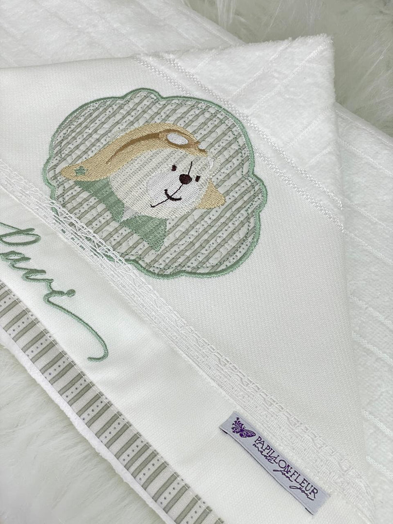 Toalha de banho felpuda c/ capuz forrada com toalha fralda